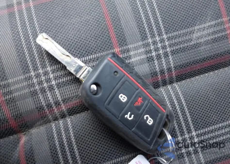 2017 Volkswagen Golf Gti Autobahn 4-Door/S 4-Door/Se 4-Door/Sport 4-Door from USA, damaged, VIN 3VW5T7AU0HM070420